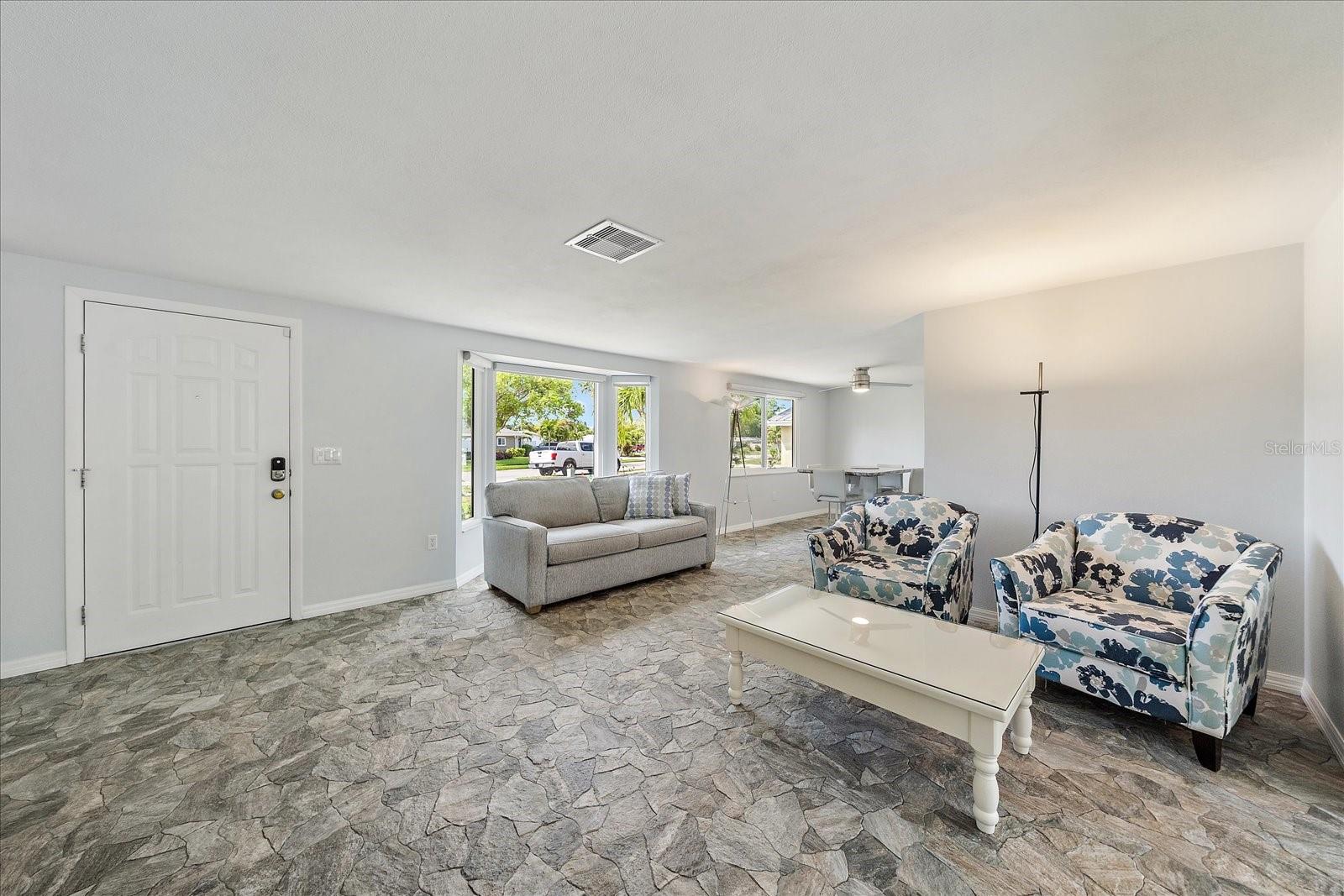 2431 Bispham Rd, Sarasota, FL 34231 photo