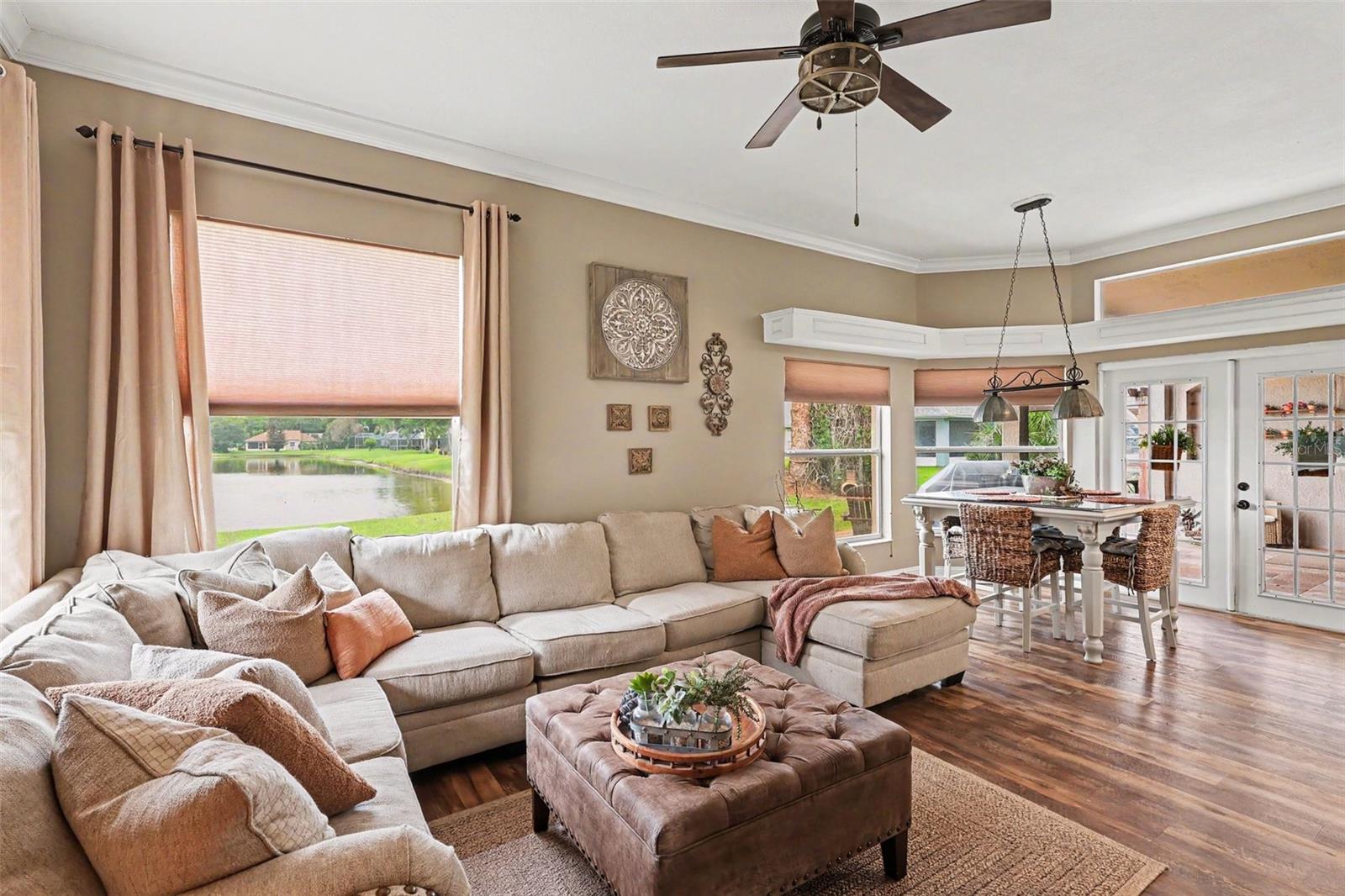 663 Sheridan Woods Dr, Melbourne, FL 32904 photo