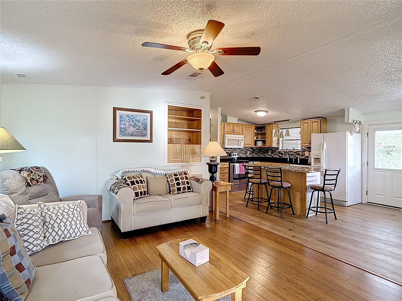 Manufactured Home in DADE CITY FL 10033 WELLINGTON AVENUE 20.jpg