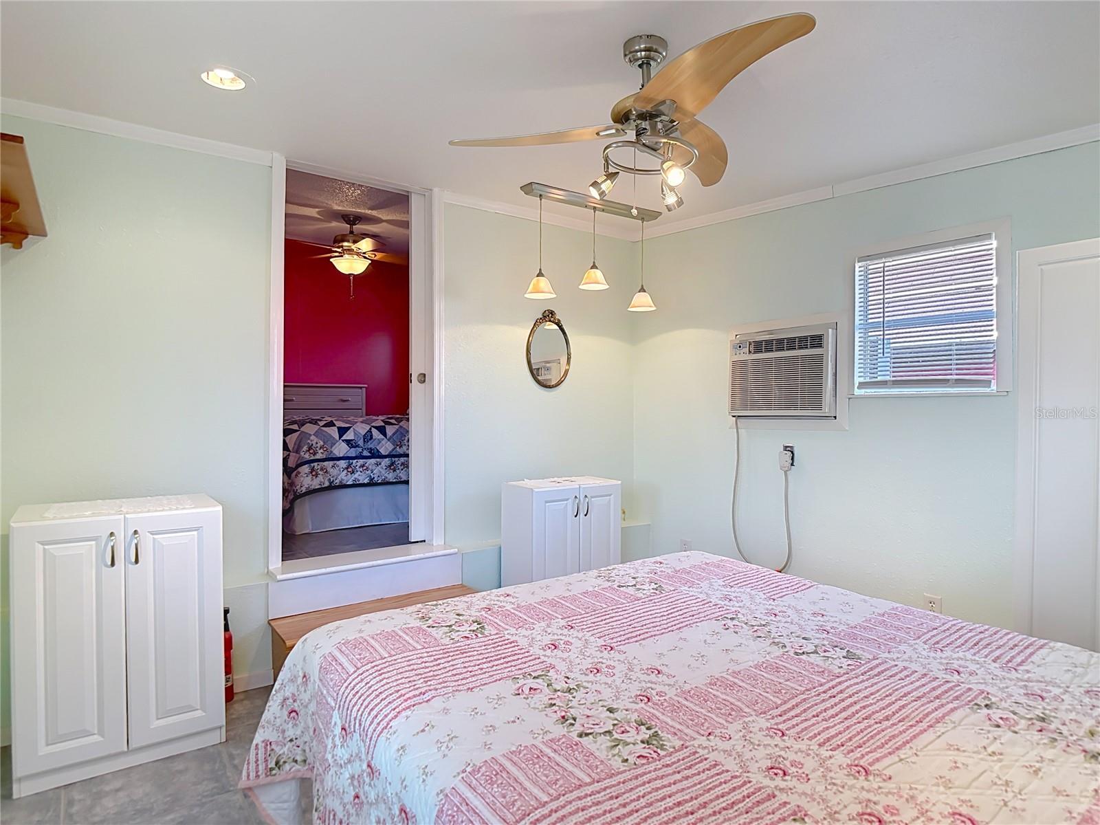 Manufactured Home in DADE CITY FL 10033 WELLINGTON AVENUE 35.jpg