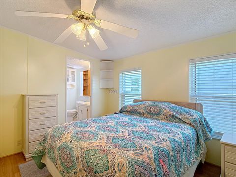 Manufactured Home in DADE CITY FL 10033 WELLINGTON AVENUE 24.jpg