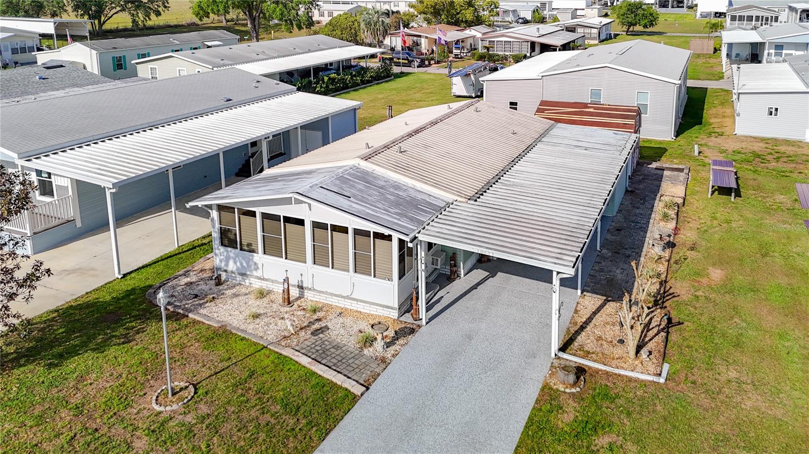 Manufactured Home in DADE CITY FL 10033 WELLINGTON AVENUE 51.jpg