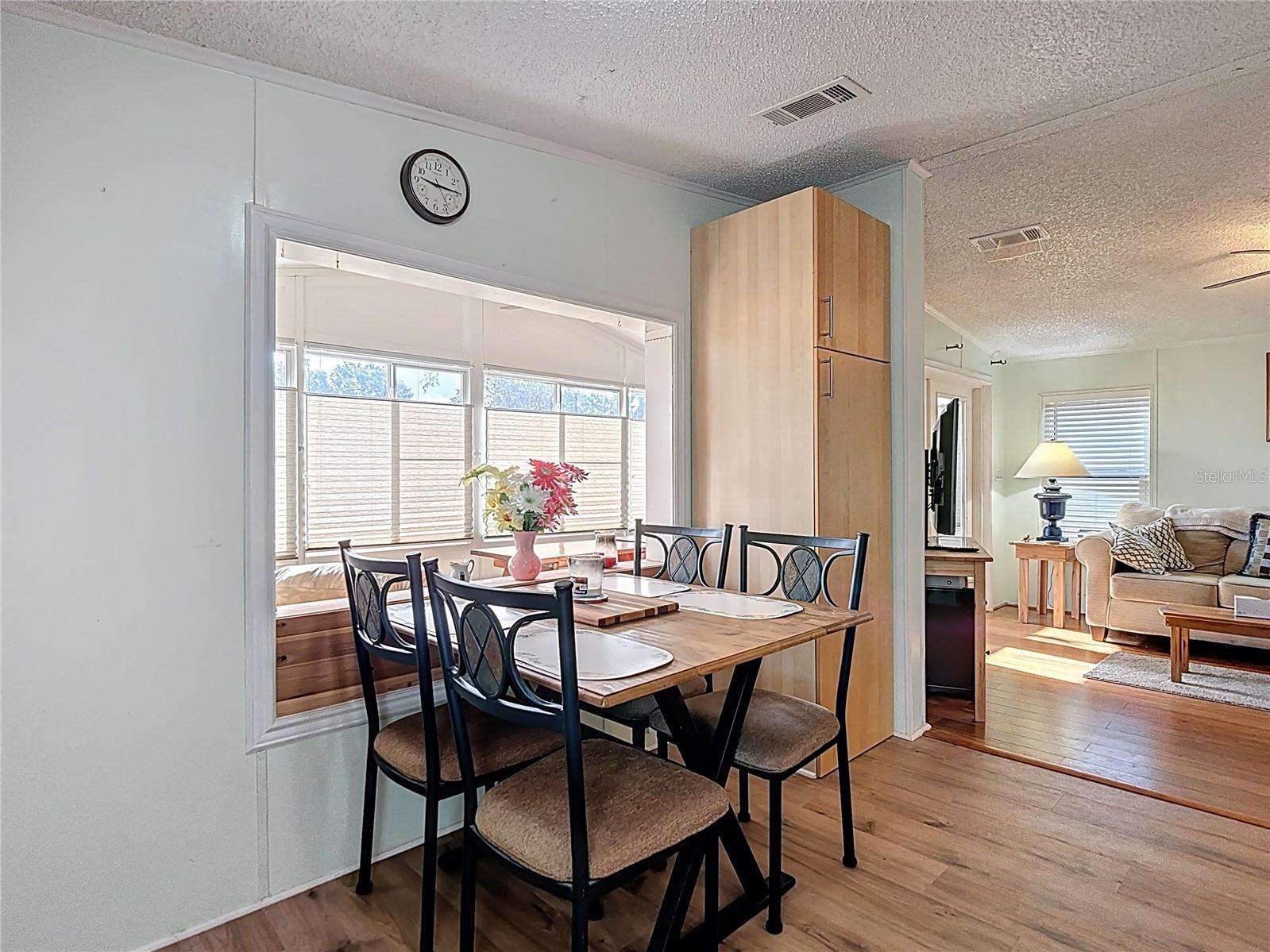 Manufactured Home in DADE CITY FL 10033 WELLINGTON AVENUE 15.jpg