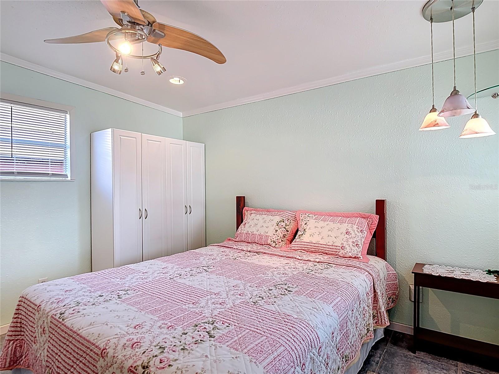 Manufactured Home in DADE CITY FL 10033 WELLINGTON AVENUE 34.jpg