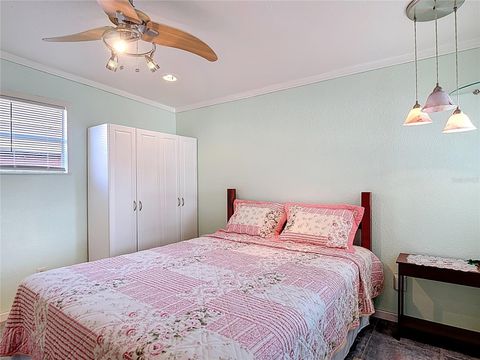 Manufactured Home in DADE CITY FL 10033 WELLINGTON AVENUE 34.jpg