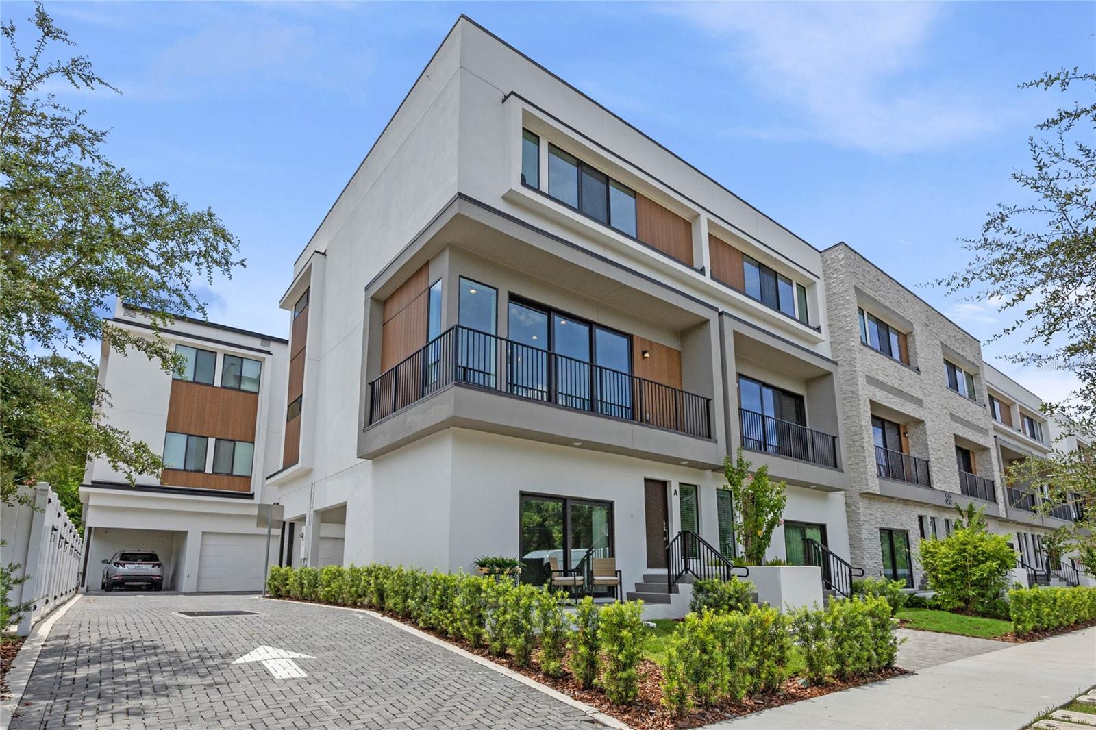52 W Harding St, Orlando, FL 32806 photo
