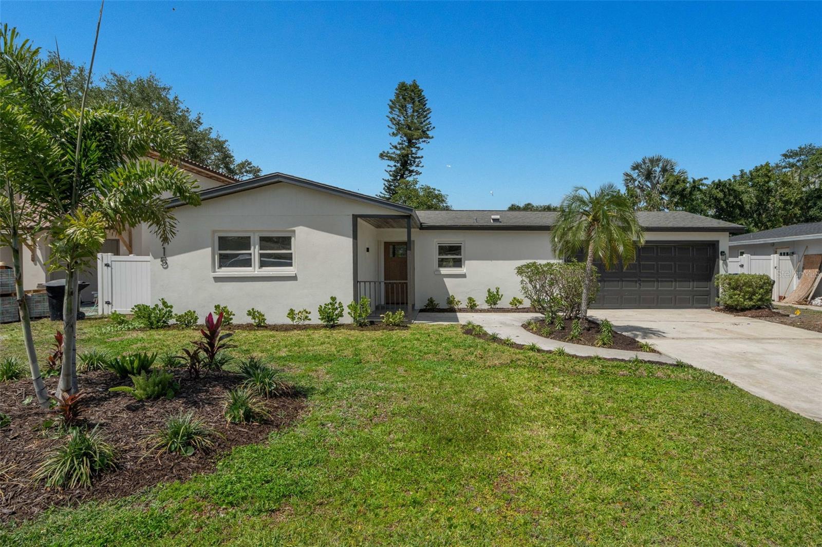 1715 Delaware Ave, Saint Petersburg, FL 33703