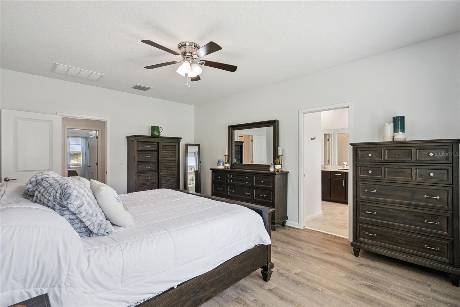 1235 Dora Parc Ln, Mount Dora, FL 32757 photo