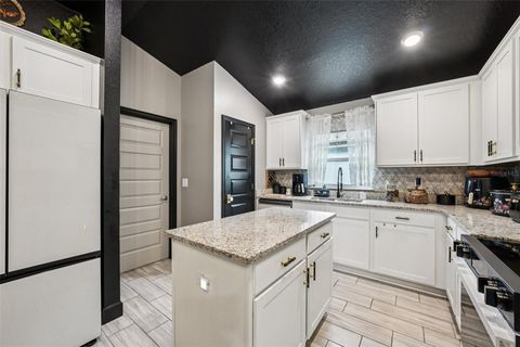 Single Family Residence in DADE CITY FL 12937 OGDEN GLADE ROAD 15.jpg