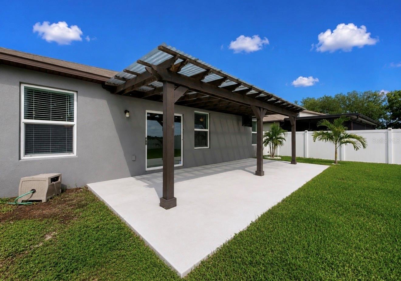 12600 Bergstrom Bay Dr, Riverview, FL 33579 photo