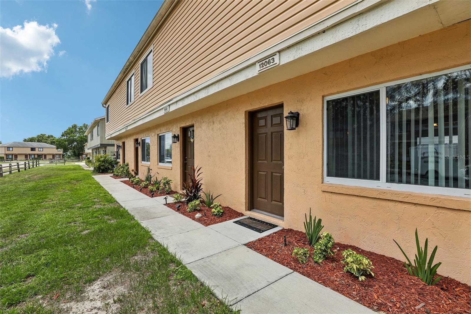 12057 Tift Cir, Orlando, FL 32826 photo