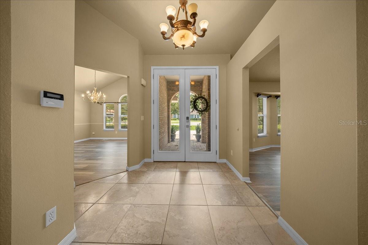 2420 SE 15 St, Ocala, FL 34471 photo