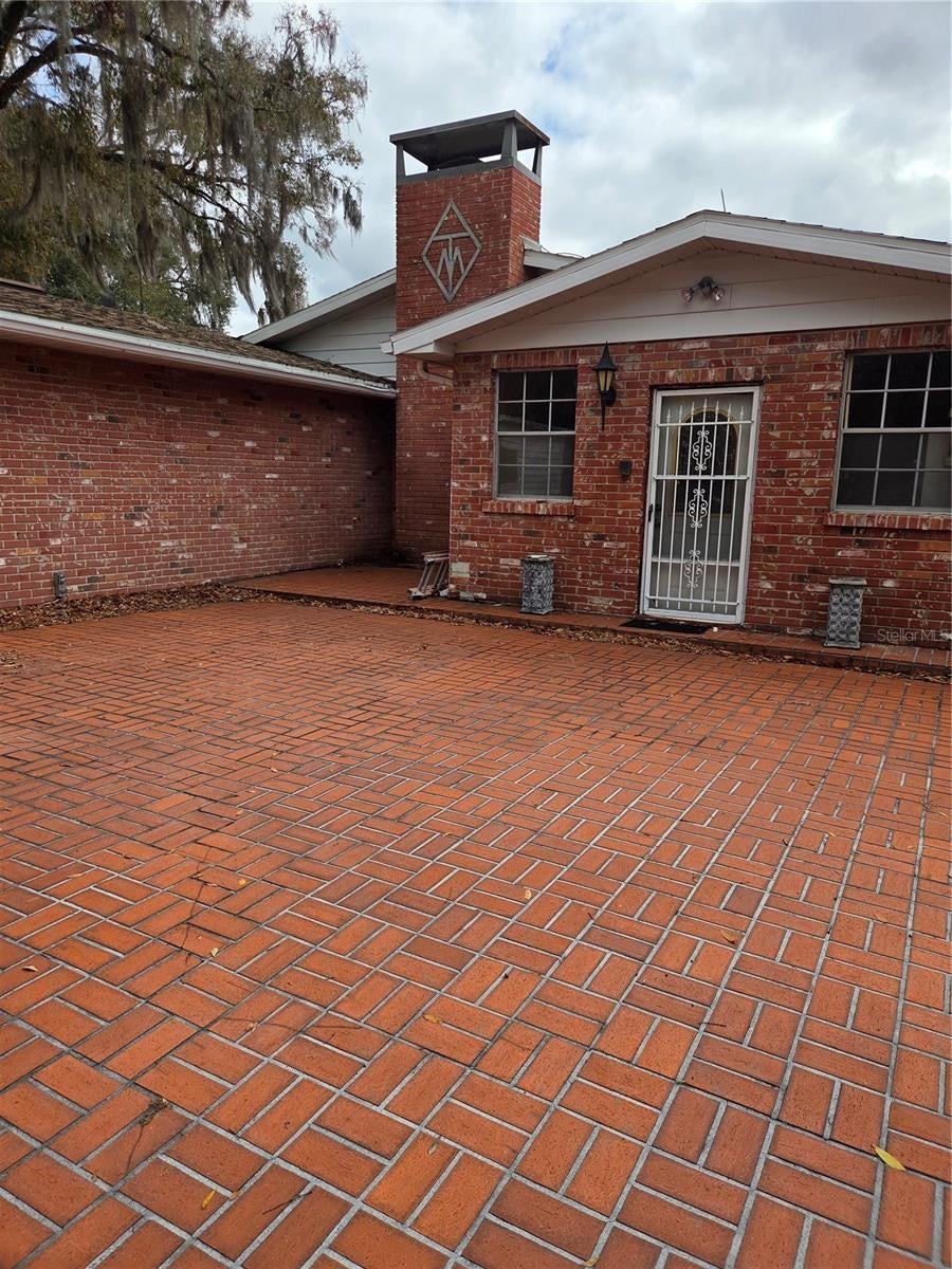 4911 W Sam Allen Rd, Plant City, FL 33565 photo