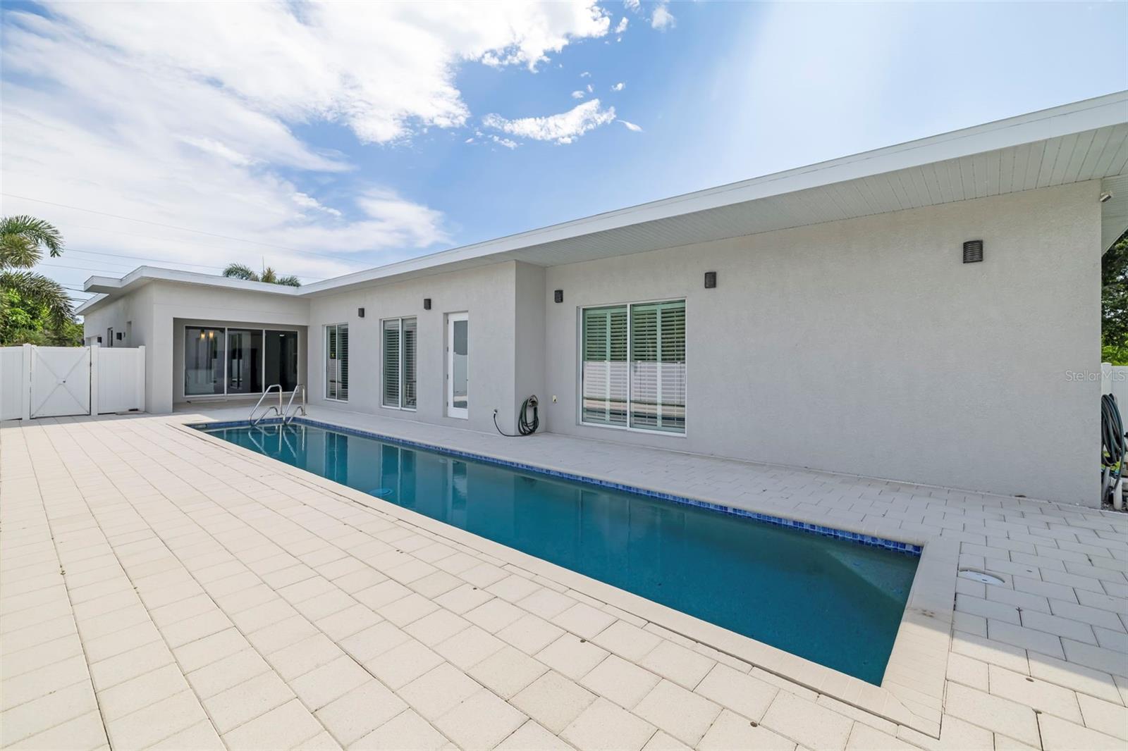 4524 Riverwood Ave, Sarasota, FL 34231 photo