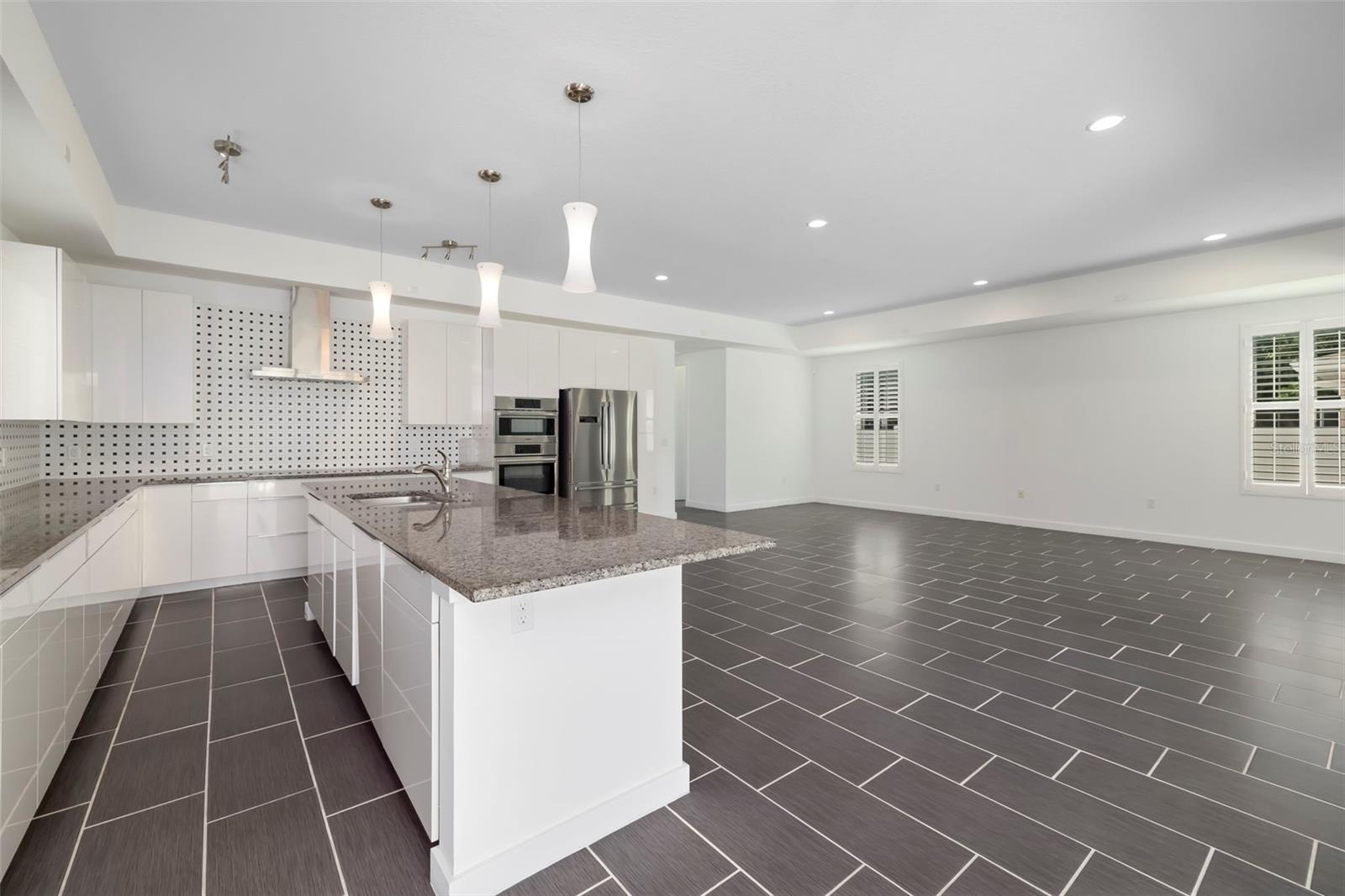 4524 Riverwood Ave, Sarasota, FL 34231 photo