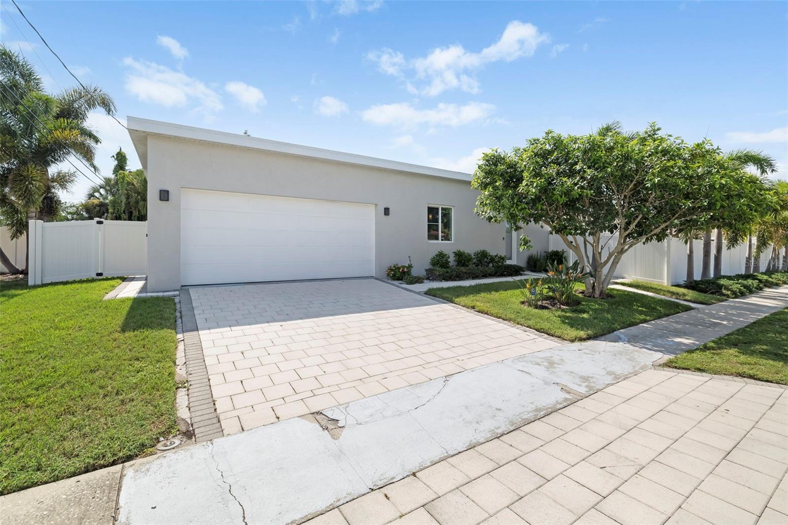 4524 Riverwood Ave, Sarasota, FL 34231