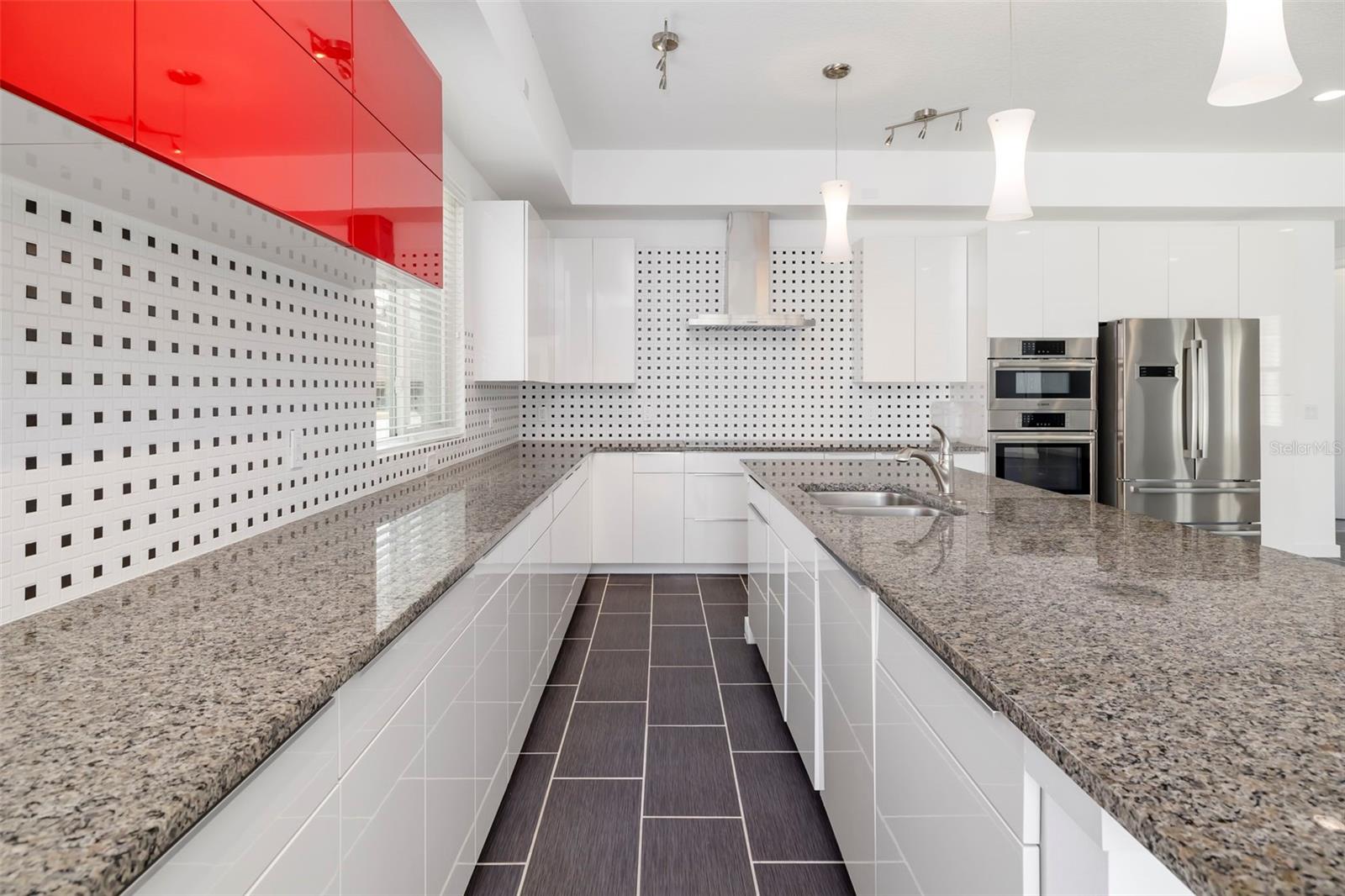 4524 Riverwood Ave, Sarasota, FL 34231 photo