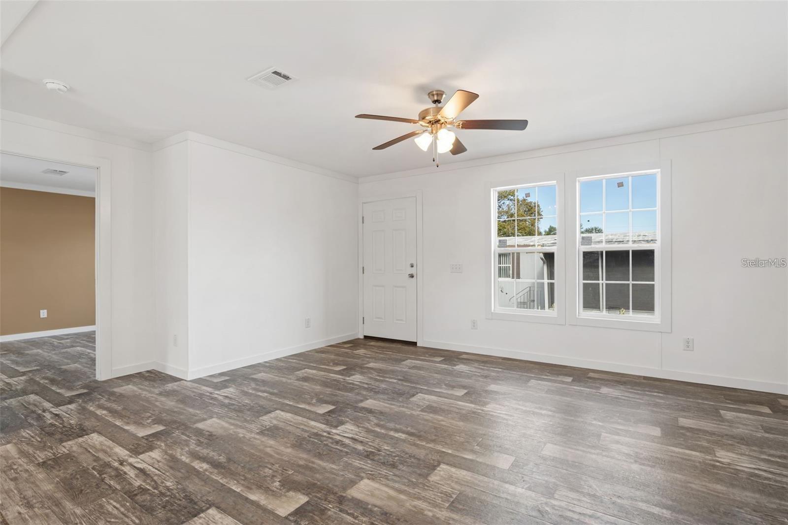 5234 Yellow Pine St, Saint Petersburg, FL 33709 photo