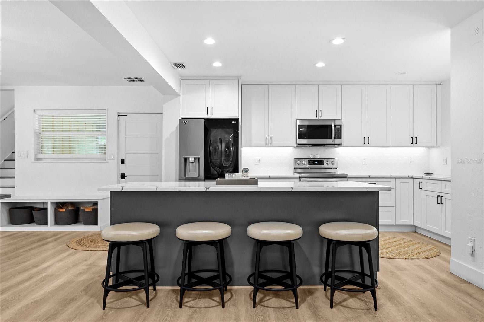 2480 Alameda Ave, Sarasota, FL 34234 photo