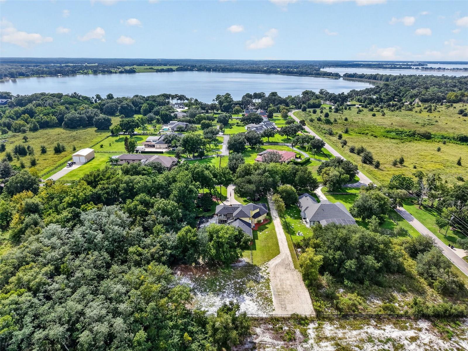 5275 Franklin Rd, Mount Dora, FL 32757 photo
