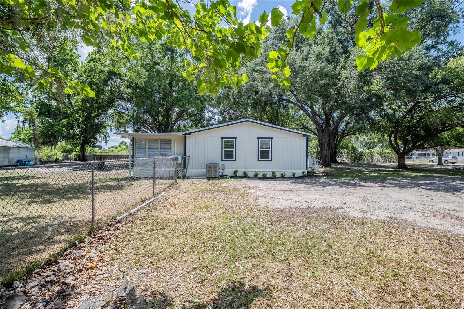 5220 Spring Creek Dr, Lakeland, FL 33811 photo