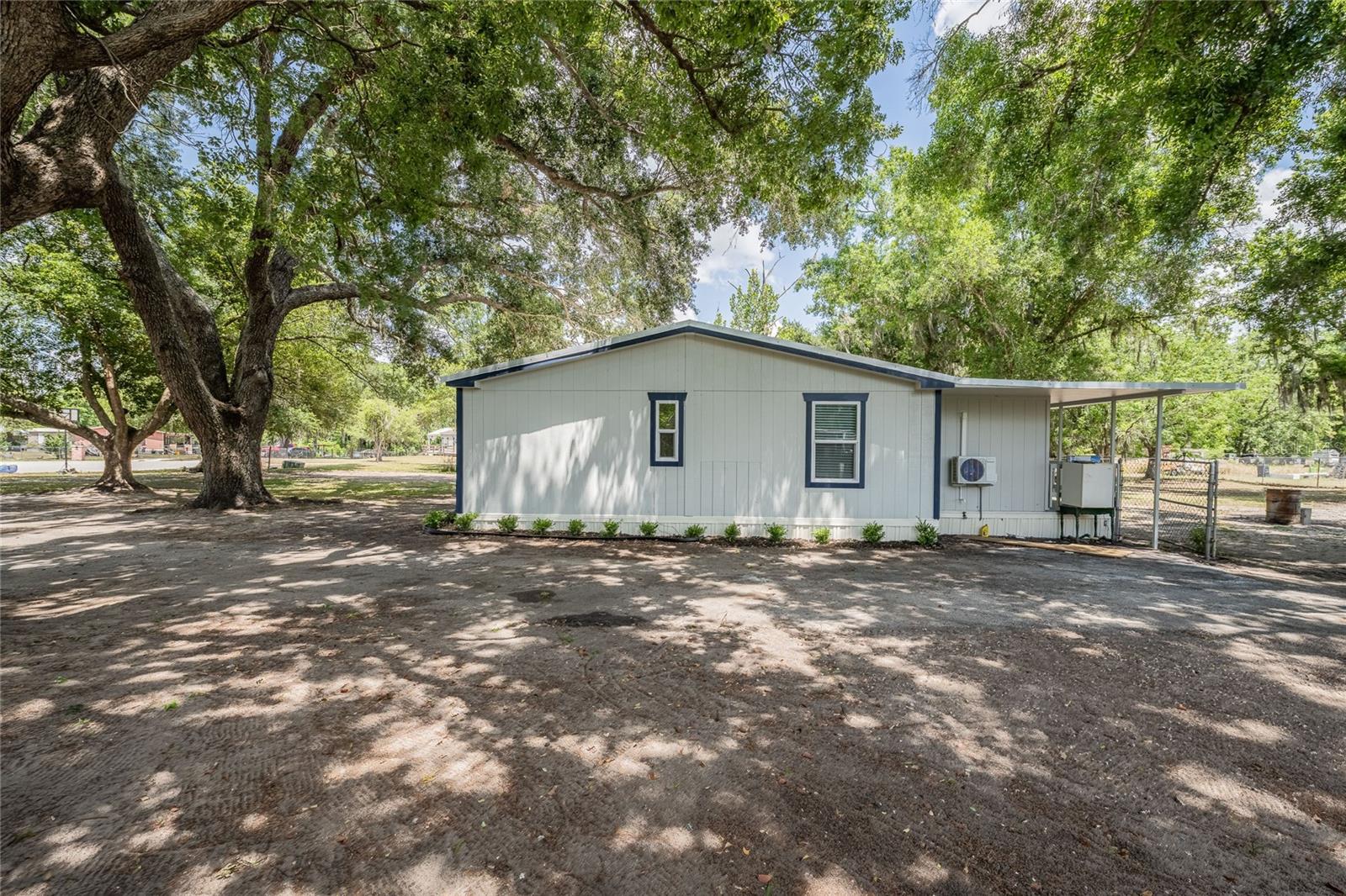 5220 Spring Creek Dr, Lakeland, FL 33811 photo