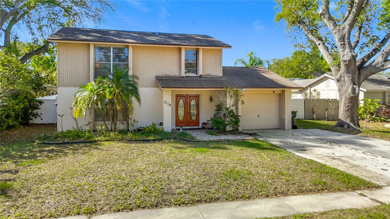 3114 W Paris St, Tampa, FL 33614 photo