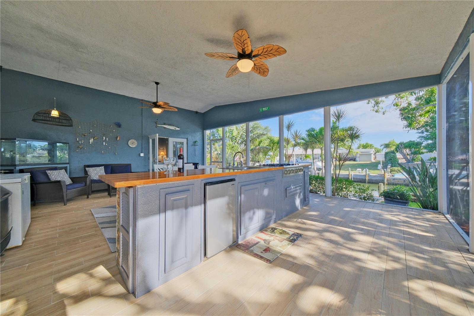 6811 Georgia Ave, Bradenton, FL 34207 photo