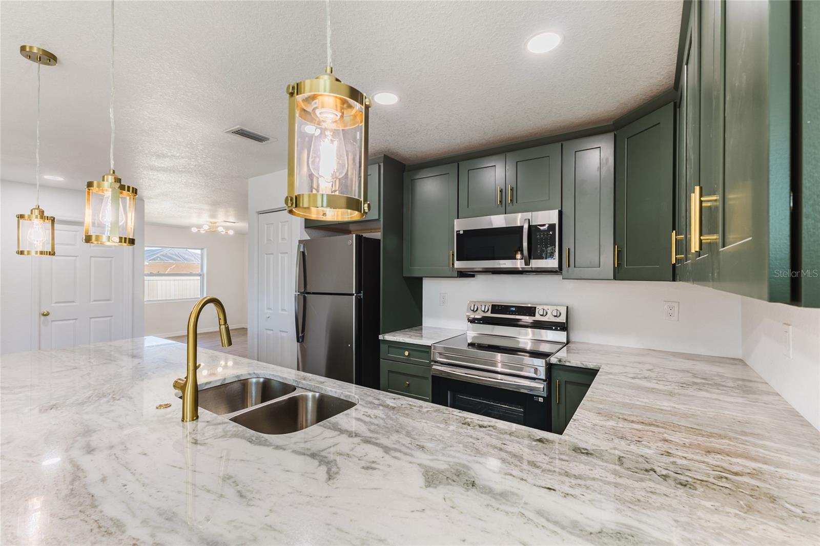 6254 Spinnaker Blvd, Englewood, FL 34224 photo