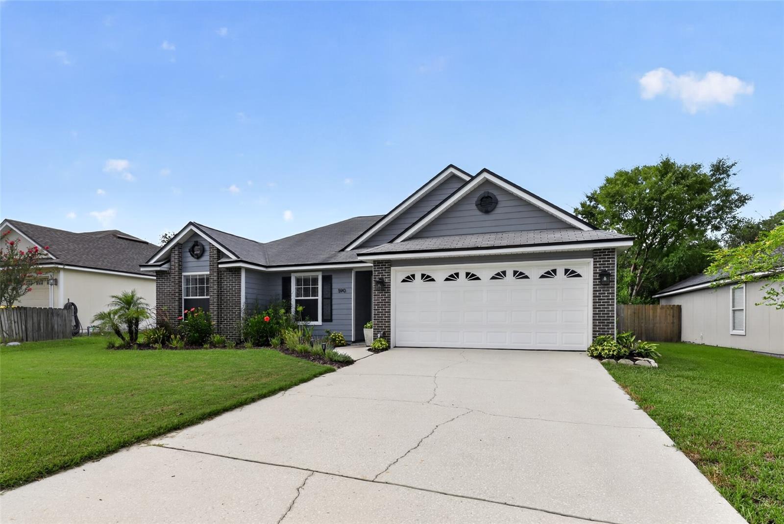 590 Ashcroft Landing Dr, Jacksonville, FL 32225