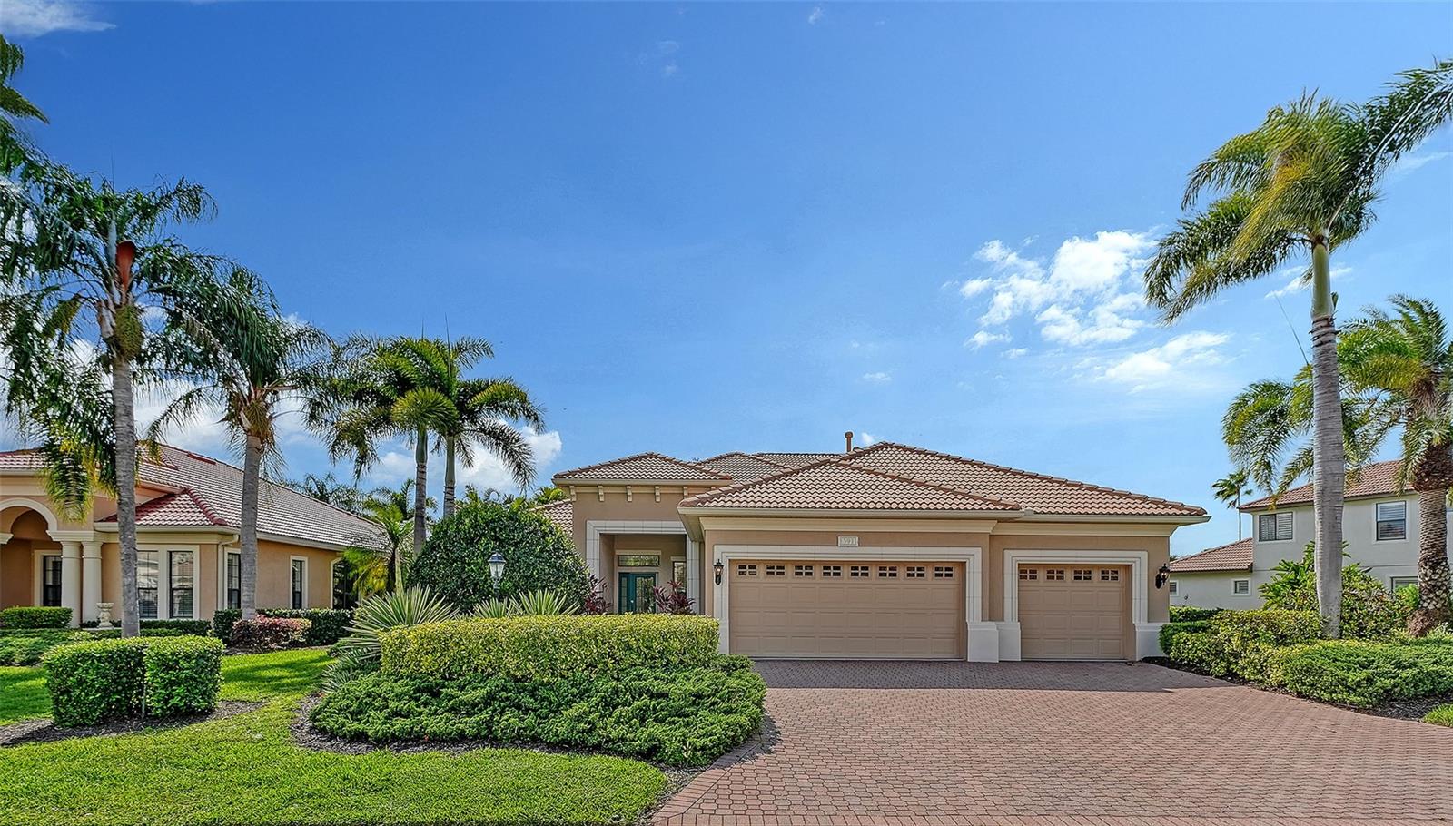 13911 Siena Loop, Lakewood Ranch, FL 34202 photo