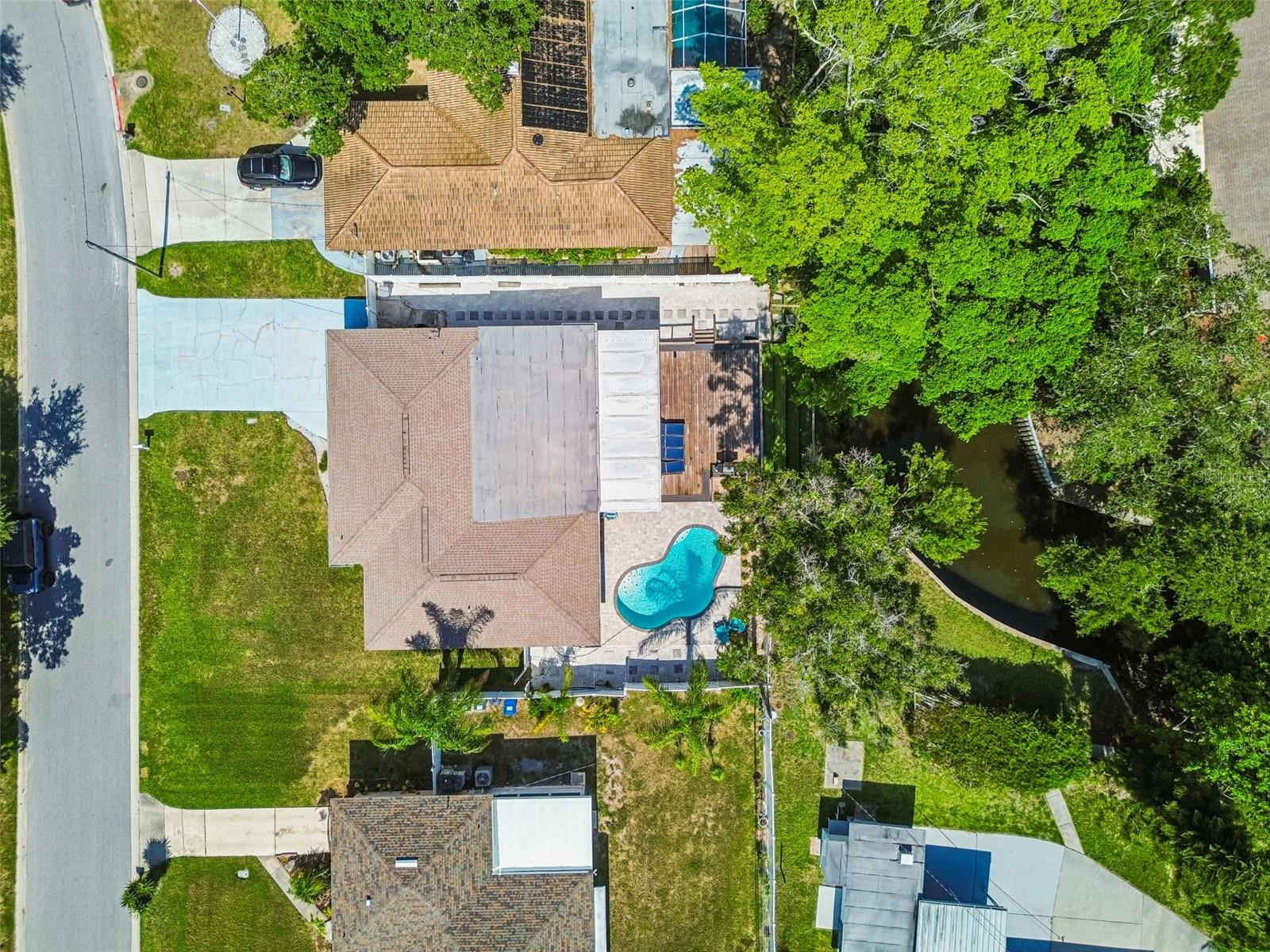 3282 Honeysuckle Rd, Largo, FL 33770 photo