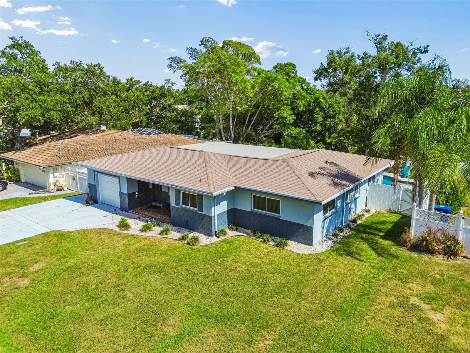3282 Honeysuckle Rd, Largo, FL 33770 photo