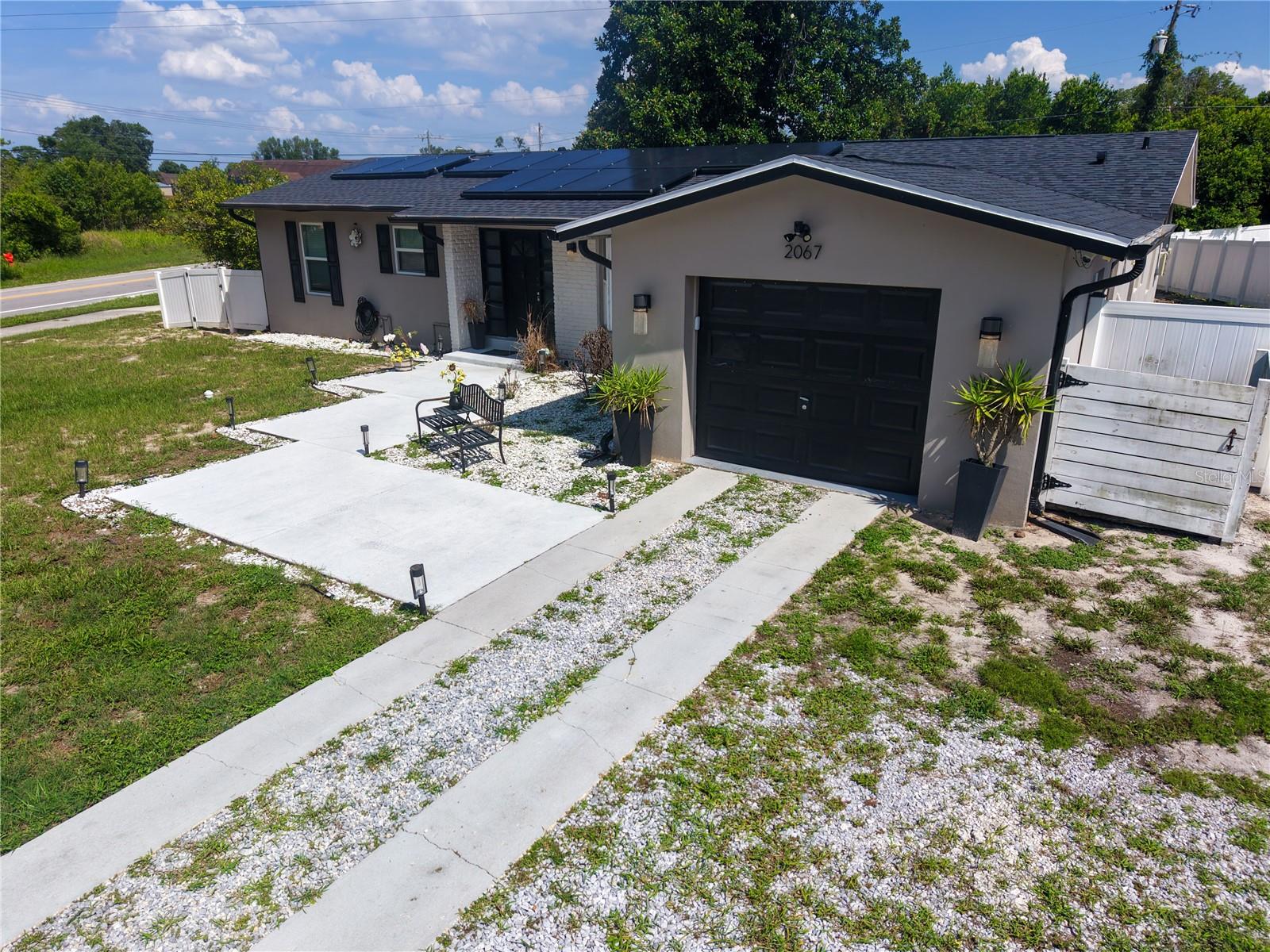 2067 E Barlington Dr, Deltona, FL 32725 photo