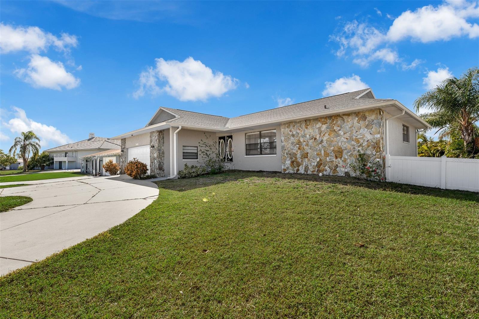 3848 Topsail Trl, New Port Richey, FL 34652 photo
