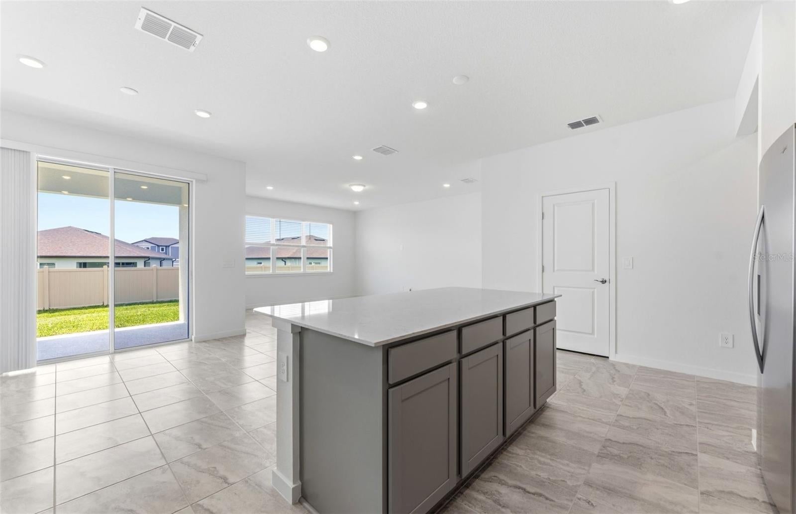9804 Redwood Heights Loop, Thonotosassa, FL 33592 photo