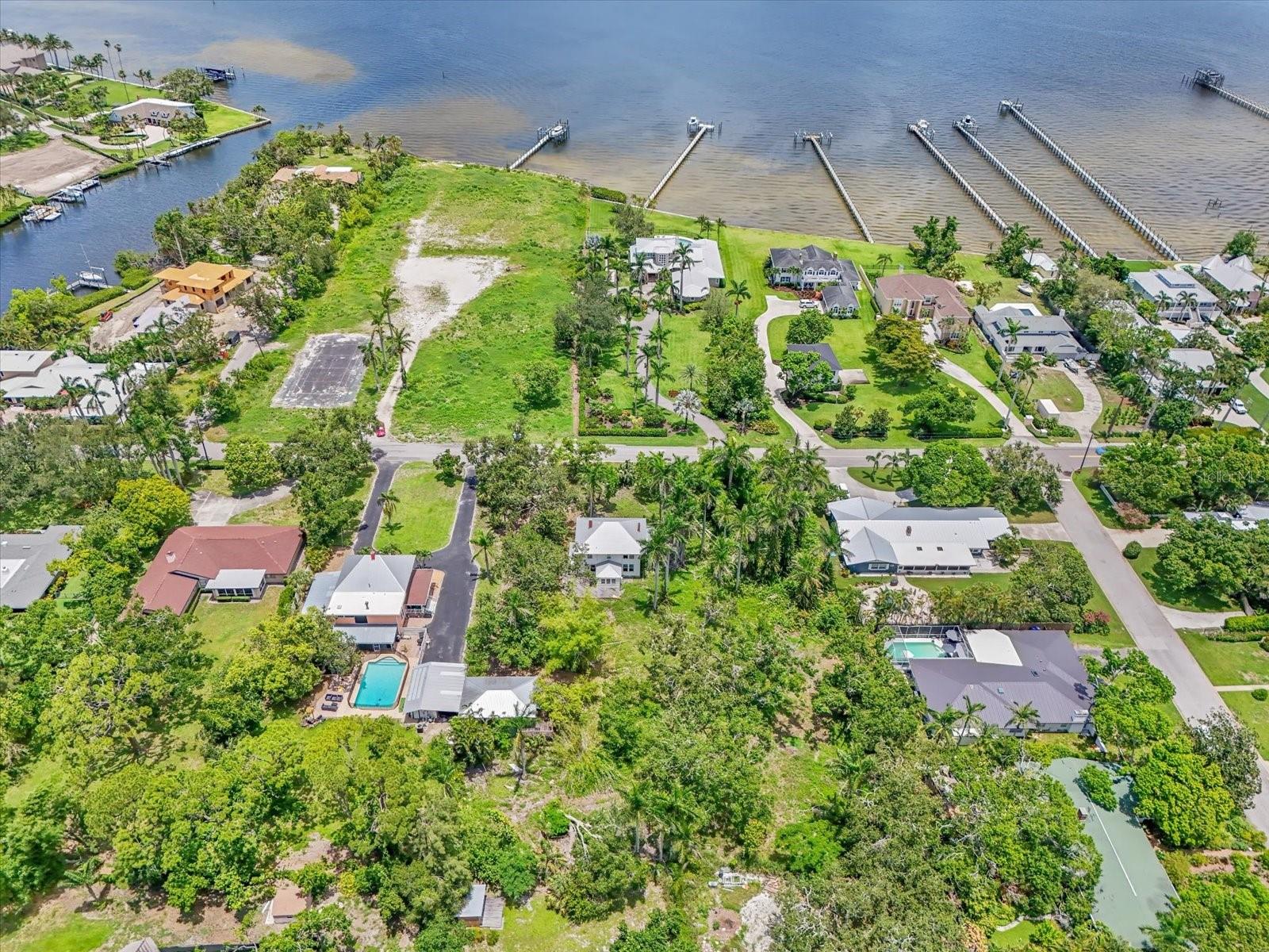 3601 Riverview Blvd, Bradenton, FL 34205