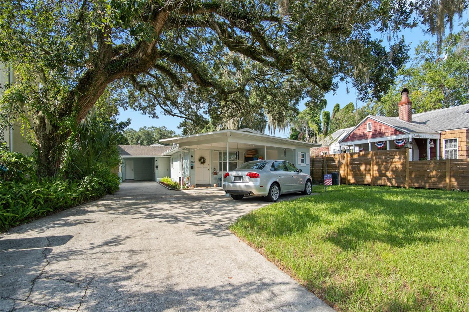 212 Harvard St, Orlando, FL 32804