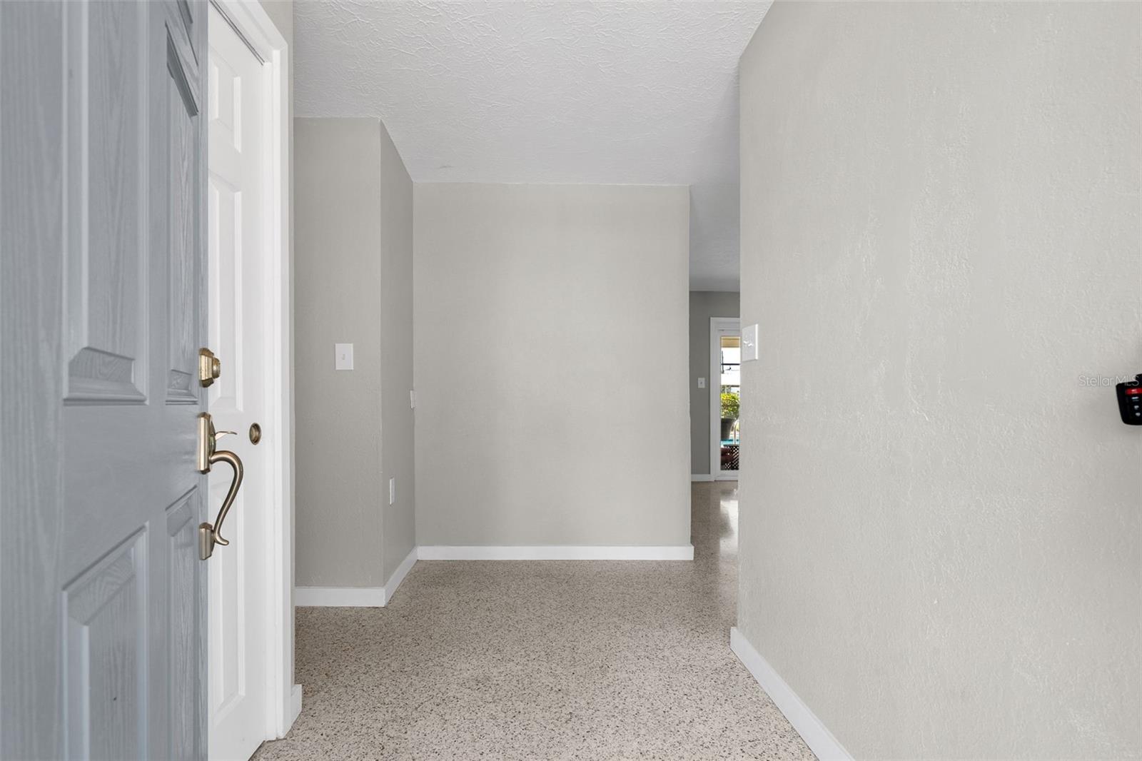 4331 Pompano Ln, Palmetto, FL 34221 photo
