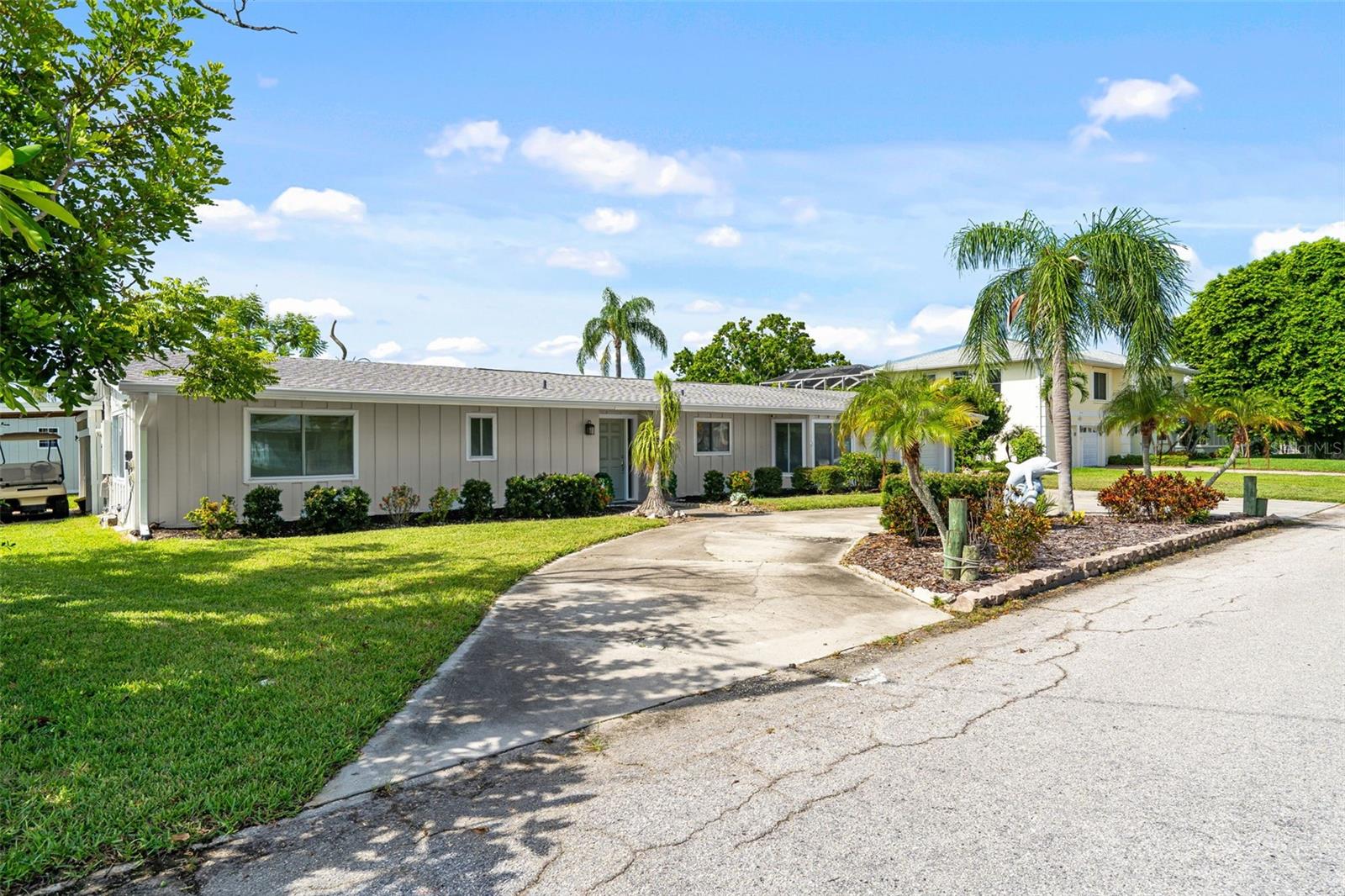 4331 Pompano Ln, Palmetto, FL 34221 photo