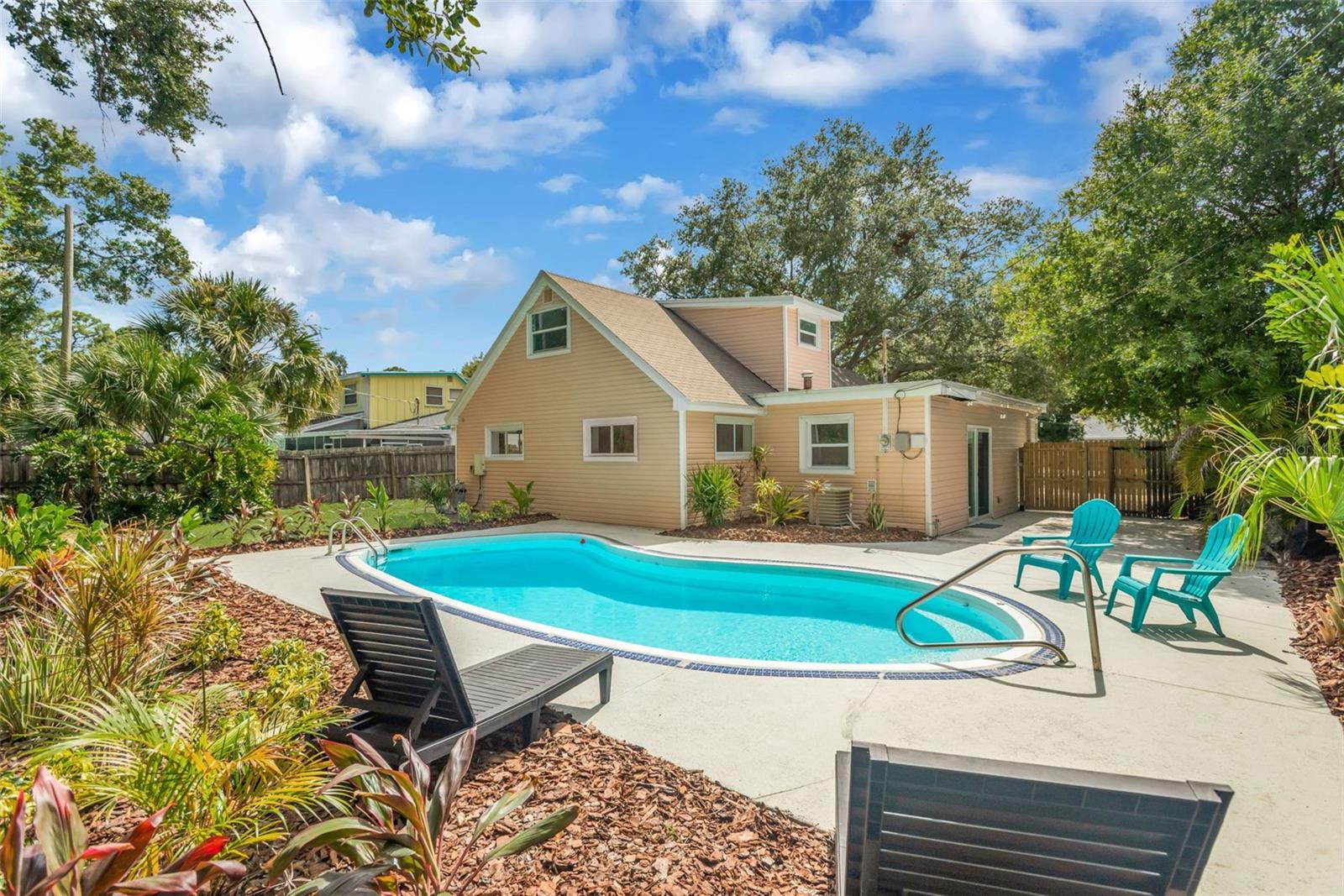 15065 Newport Rd, Clearwater, FL 33764 photo