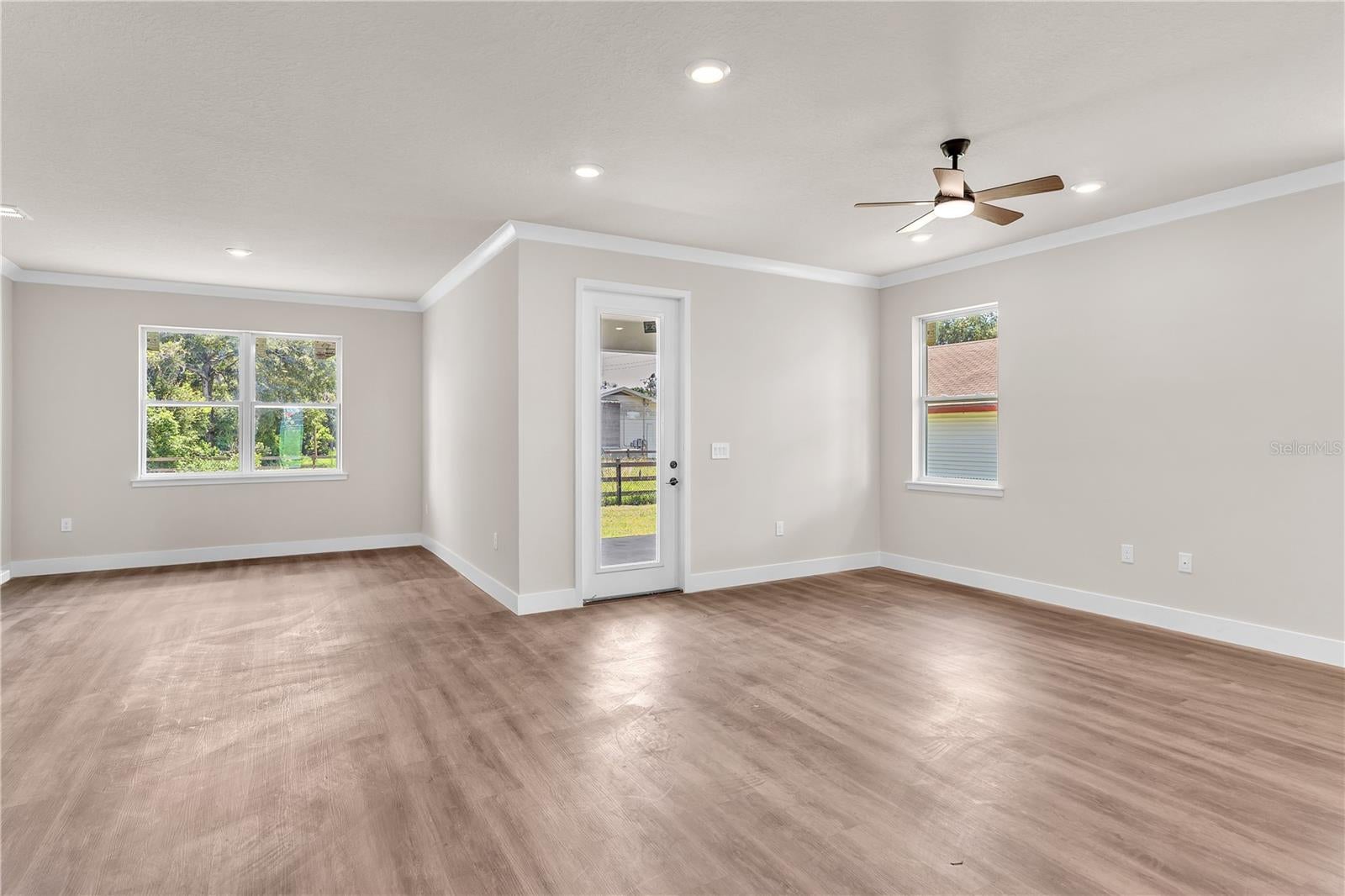 2203 W Lowry Ave, Plant City, FL 33563 photo