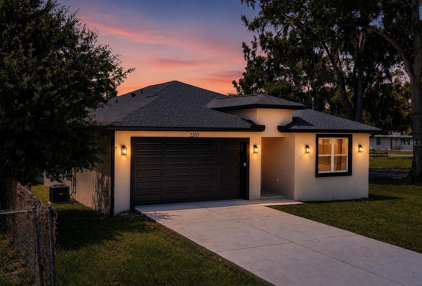 2203 W Lowry Ave, Plant City, FL 33563 photo