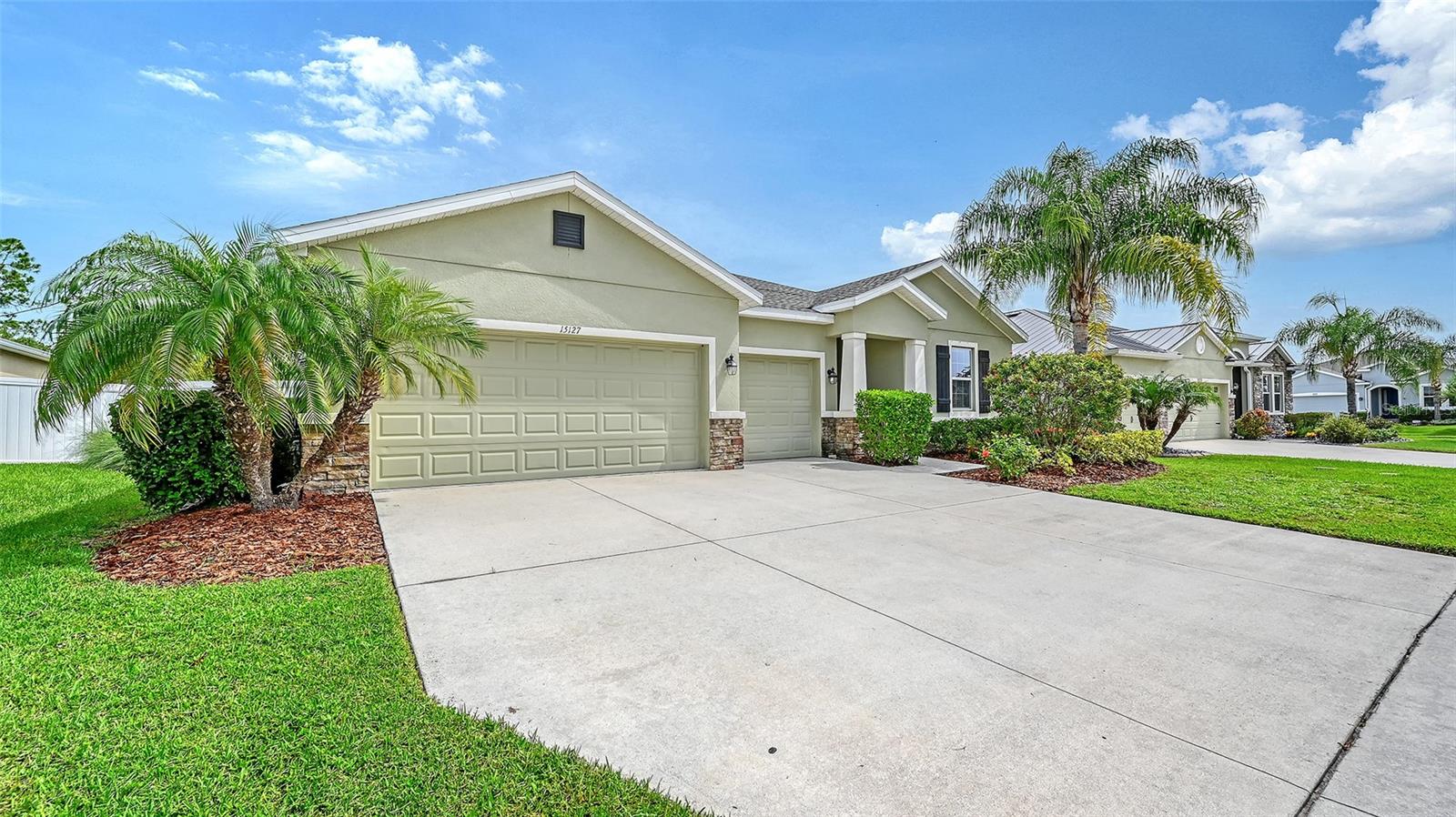 15127 Las Olas Pl, Bradenton, FL 34212 photo