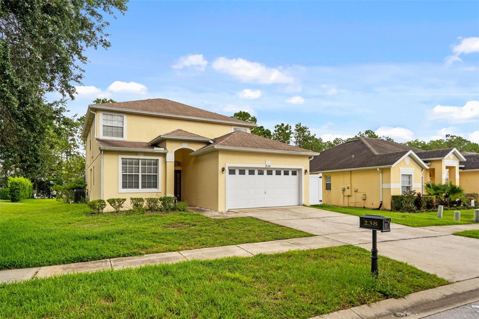 238 N Hampton Dr, Davenport, FL 33897 photo