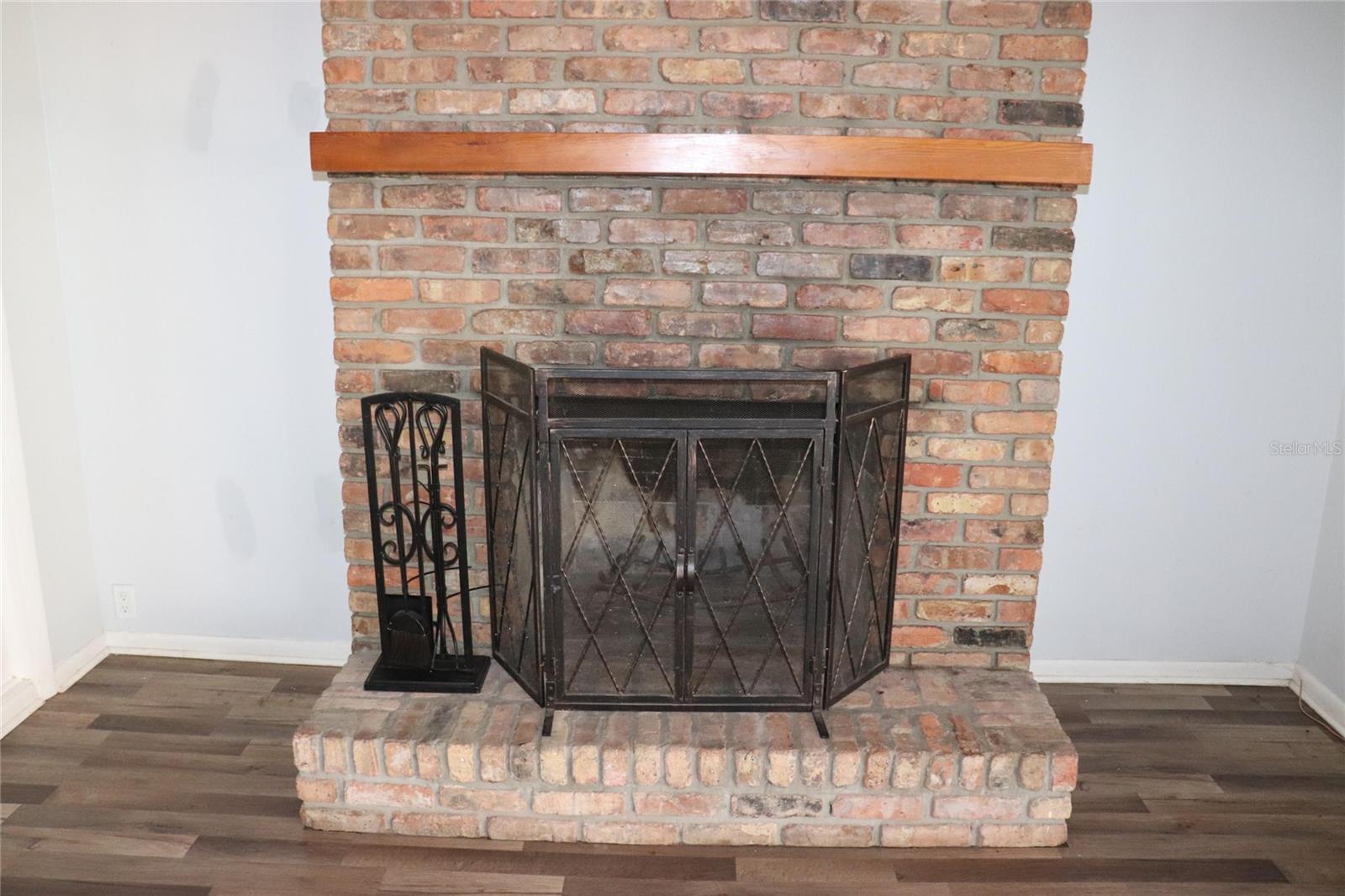 401 S Pine Ave, Inverness, FL 34452 photo