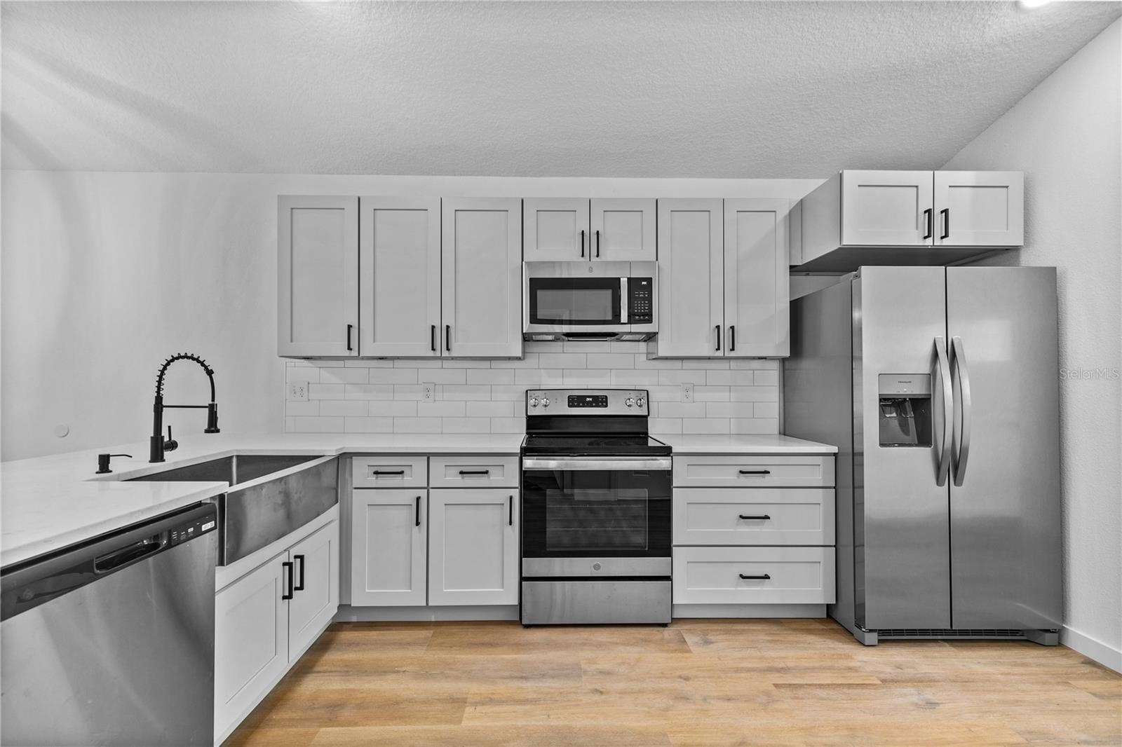 1012 E Hazzard, Eustis, FL 32726 photo