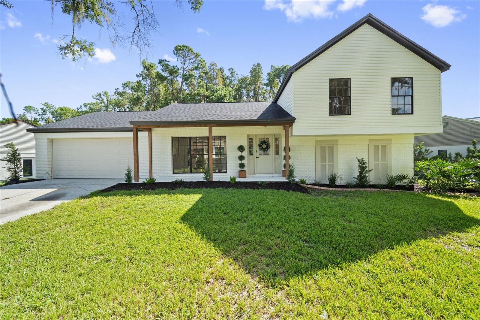 3720 Murray Dale Dr, Valrico, FL 33596