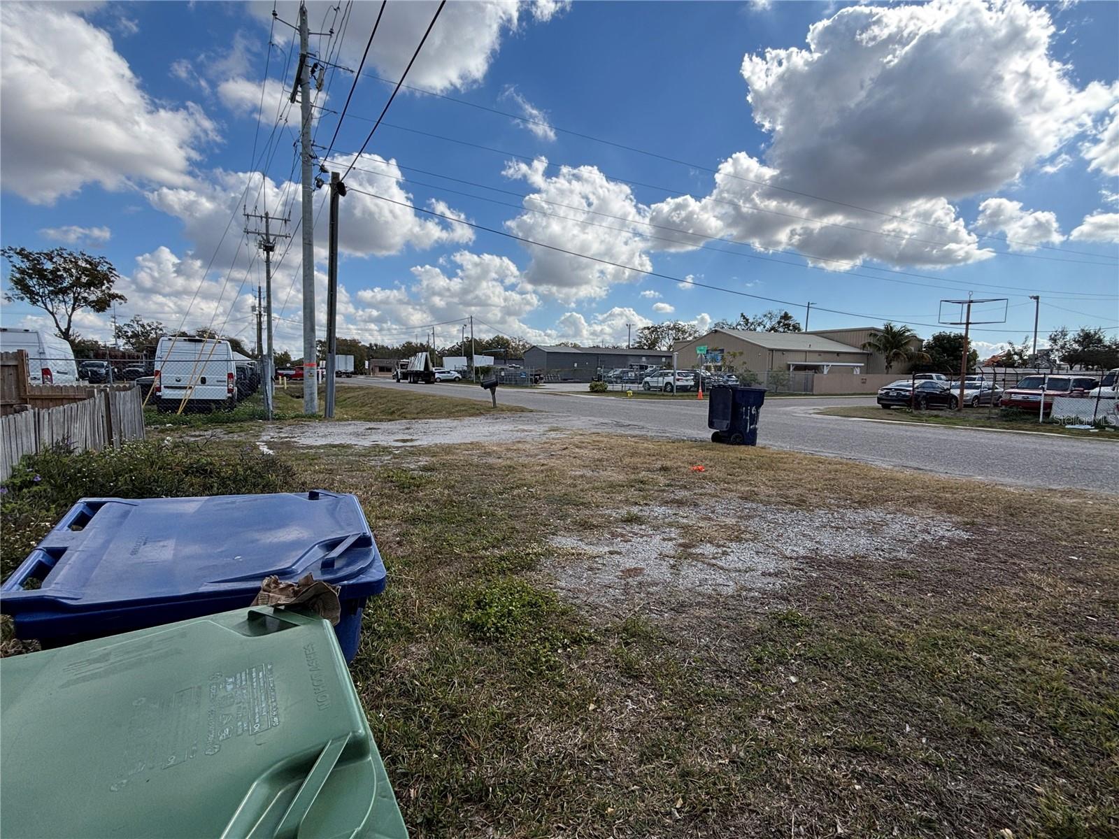 4213 W Cayuga St, Tampa, FL 33614 photo