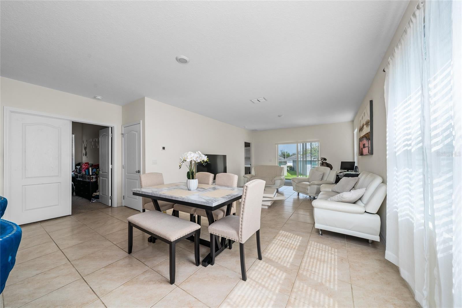 1107 Cascade Dr, Davenport, FL 33837 photo